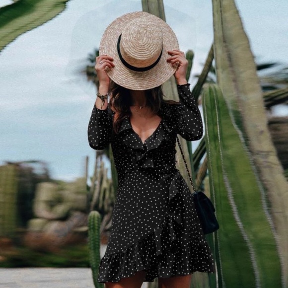 The “Starla” Black & White Star Print Wrap Dress - Picture 2 of 6